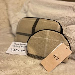 Béis cosmetic pouches- plaid, limited edition NWT